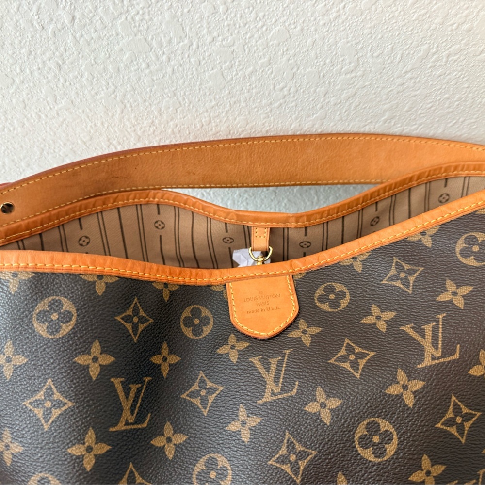 Louis Vuitton Delightful PM Monogram Shoulder Bag - Picture 4 of 9